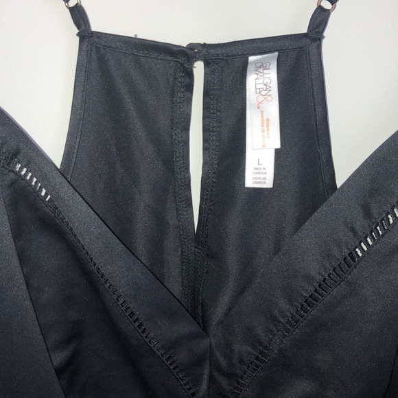 Little Black Dress - Picture 2 of 6